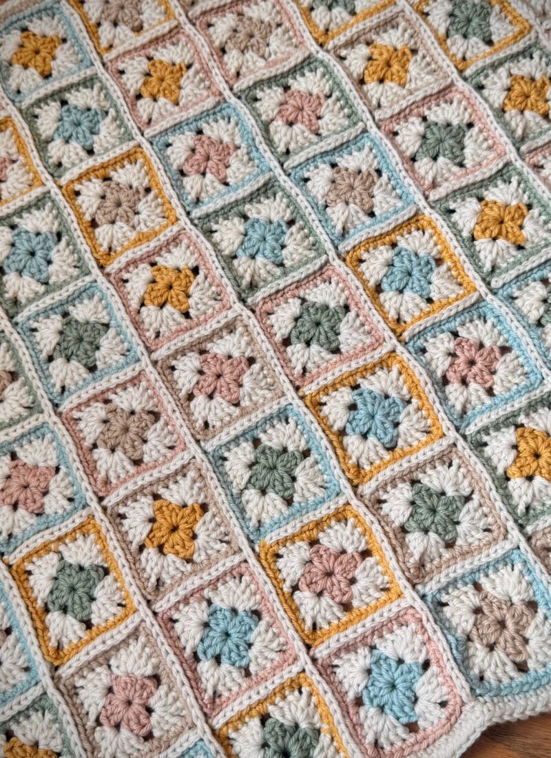 Soft Pastel Granny Square Crochet Blanket Pattern